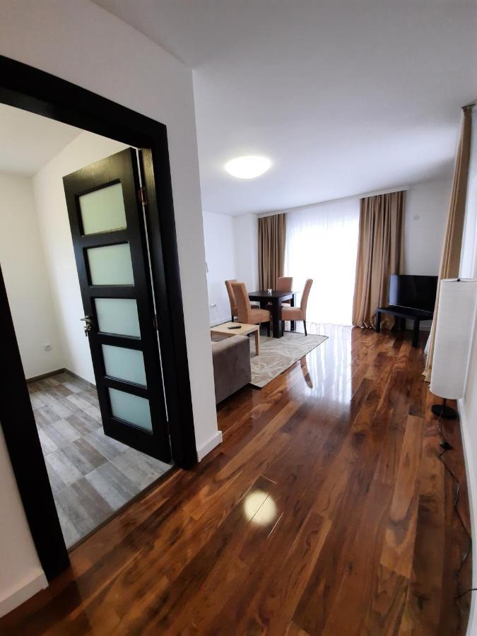 Divizija Lux Apartments Belgrado Exterior foto
