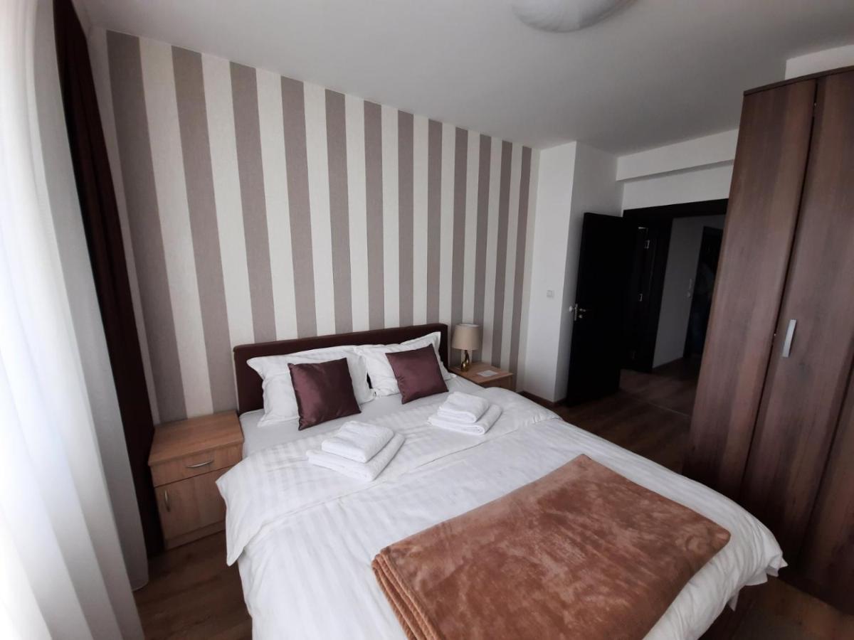 Divizija Lux Apartments Belgrado Exterior foto