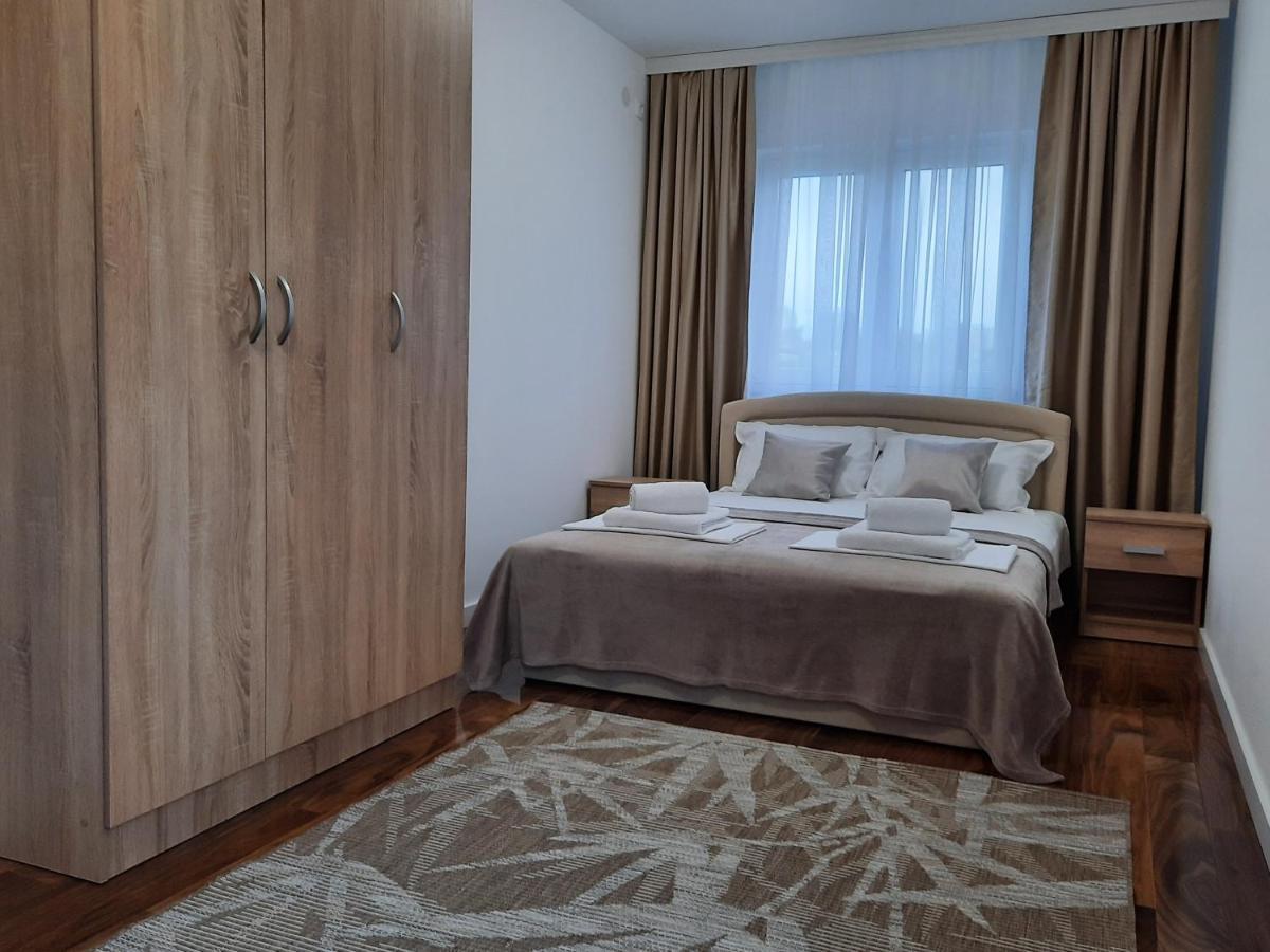 Divizija Lux Apartments Belgrado Exterior foto