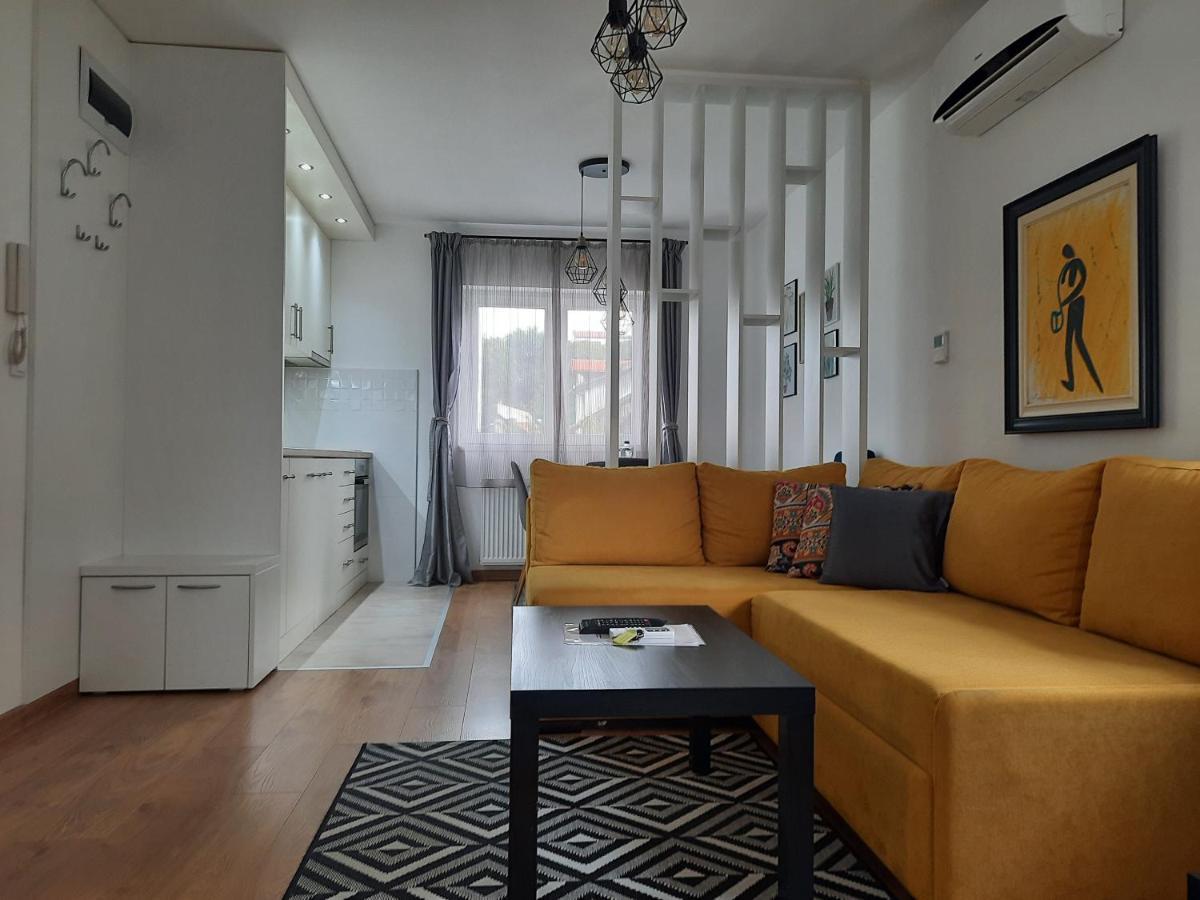 Divizija Lux Apartments Belgrado Exterior foto